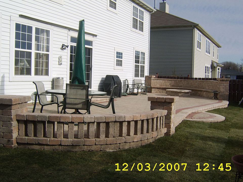2nd image of 764 Easton Ln