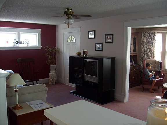 Living Room - Sun Room