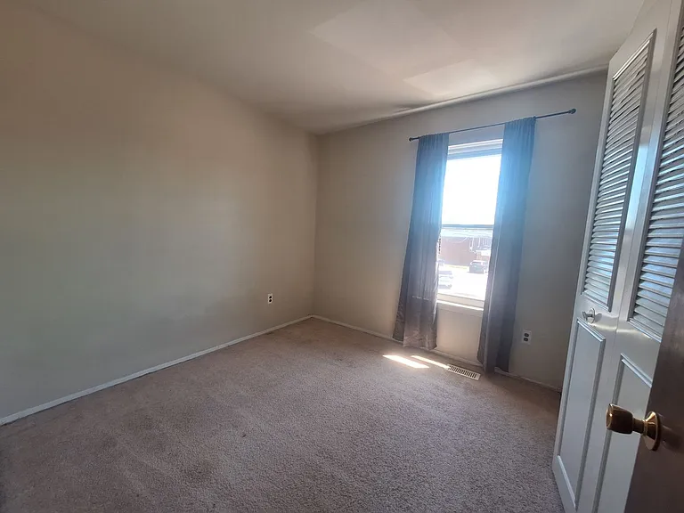 22649 Martin Rd — Photo 18