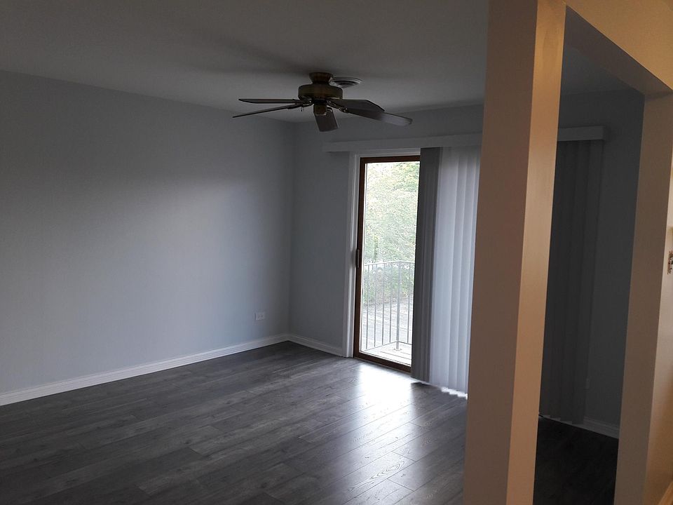 Living area with balcony
