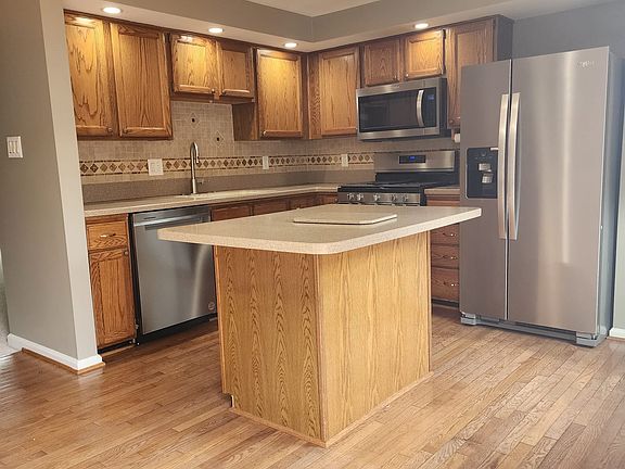 5th image of 43486 Postrail Sq #1
