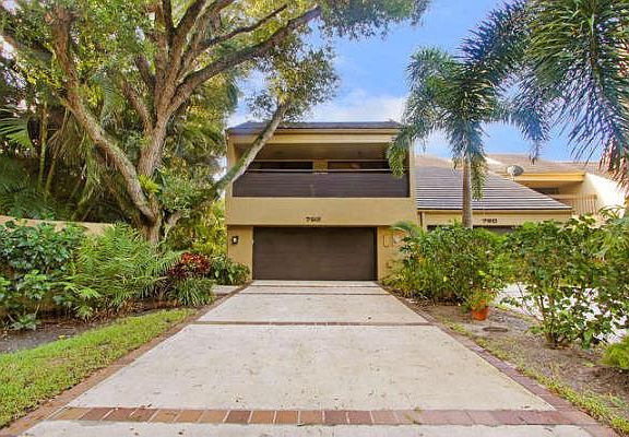 Home For Sale In Lands End