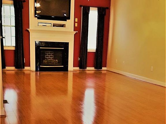 2nd image of 6763 Crump Dr
