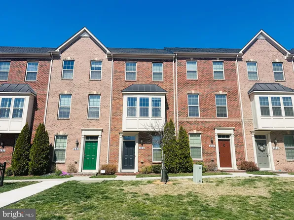 886 S Macon St, Baltimore, MD 21224