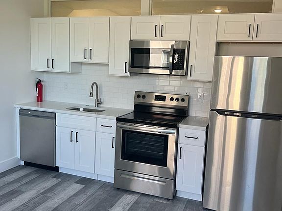 4th image of 1715 N 42nd St