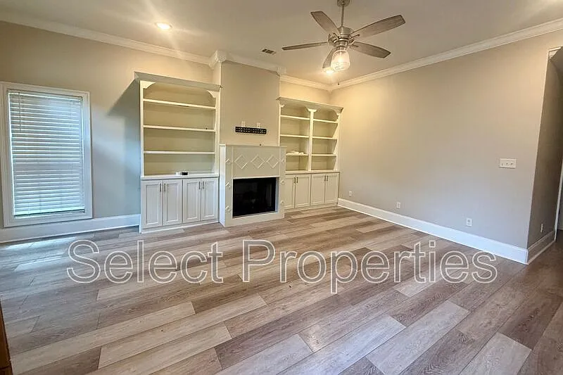 2 bed, 2.0 bath, 1300 sqft, $1,400 — Photo 3