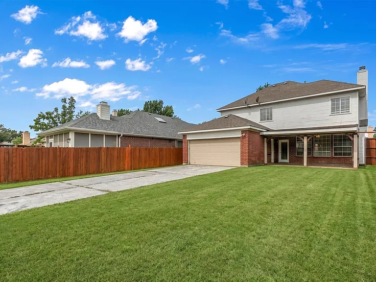 811 Kipling Dr — Photo 32