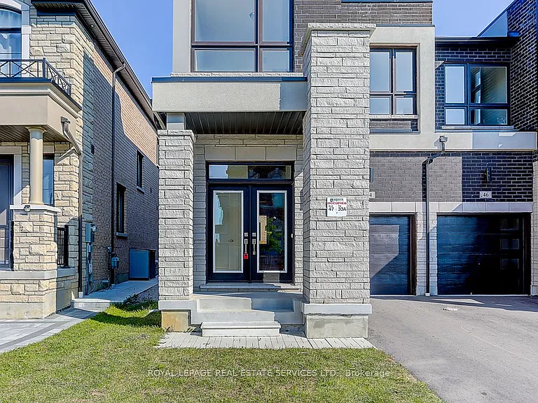 44 Hewison Ave — Photo 2