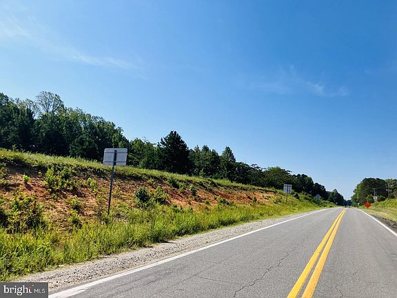 3rd image of 10918 Buggs Island Rd