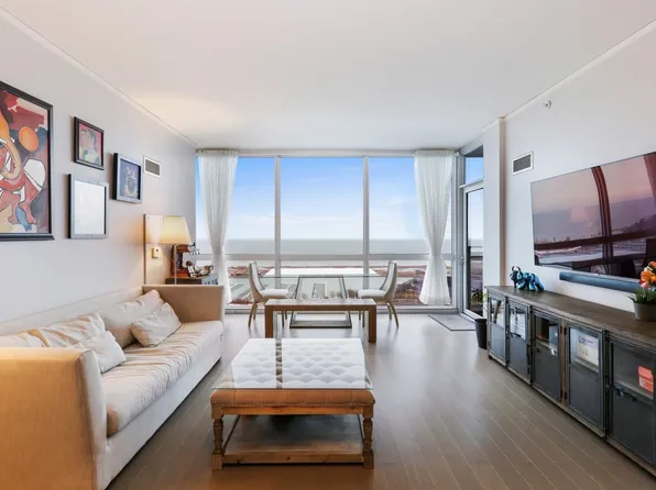 1901 S Calumet Ave Unit 2805, Chicago, IL 60616