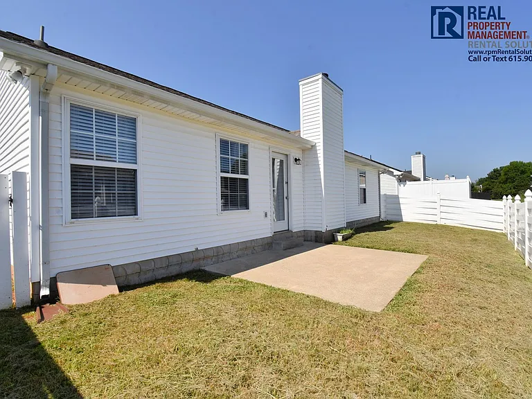 3112 Sherborne Ct — Photo 24