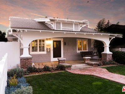 3677 Ocean View Ave, Los Angeles, CA, 90066