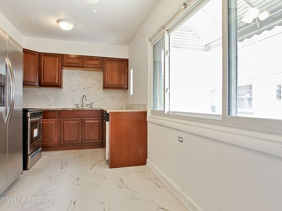 5th image of 8833 N Washington St Unit B