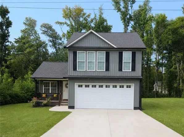 536 Evergreen Trl, Thomasville, NC 27360