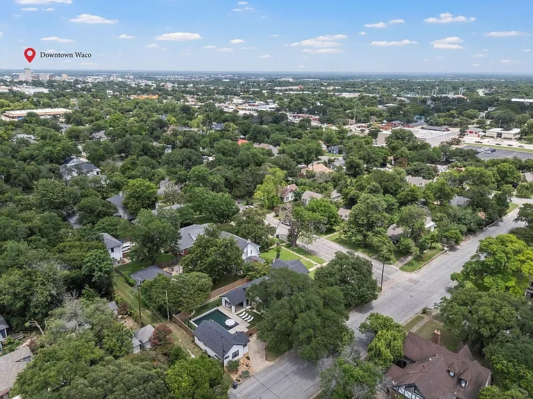2925 Sanger Ave — Photo 40