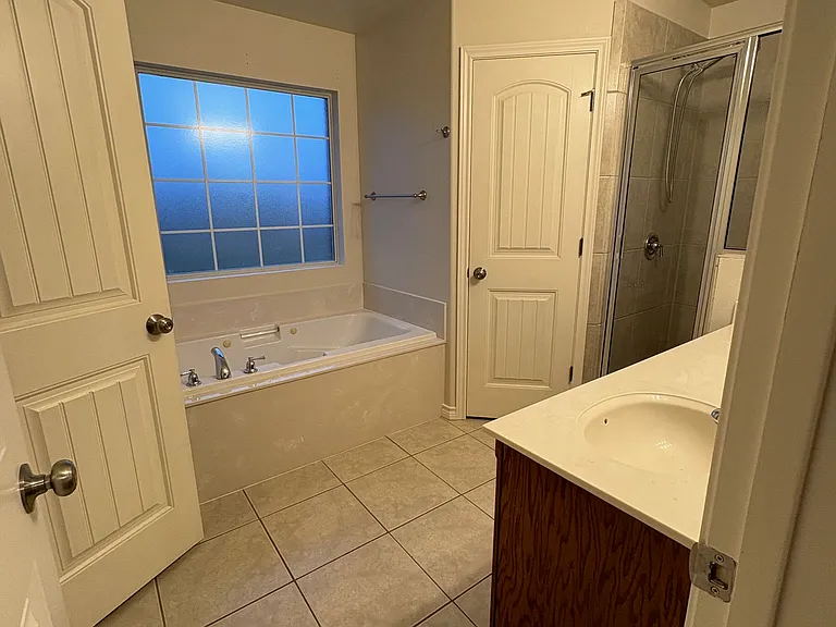 5417 Yellow Brick Rd — Photo 11