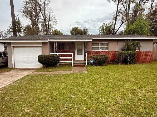 3113 Rackley Dr, Tallahassee, FL 32305