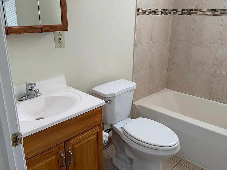 2301 N Broad St #2B — Photo 5
