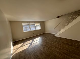 8835 Manchester St, Philadelphia, PA 19152