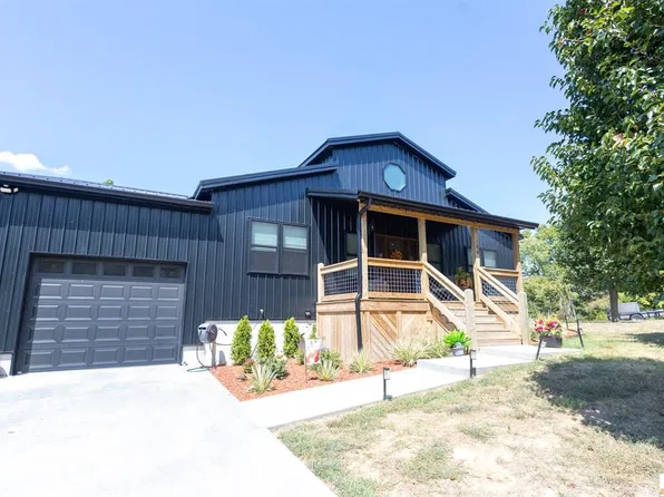 100 Navajo Trl, Lucas, KY 42156