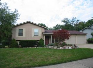 2040 Yeoman Ct, Ann Arbor, MI 48103