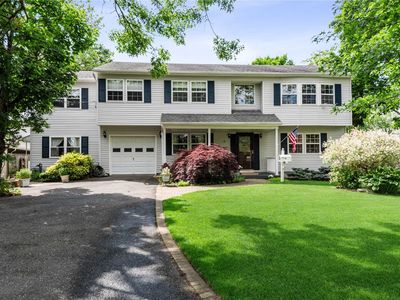 12 Lawrence Ave Bay Shore Ny 11706 Zillow