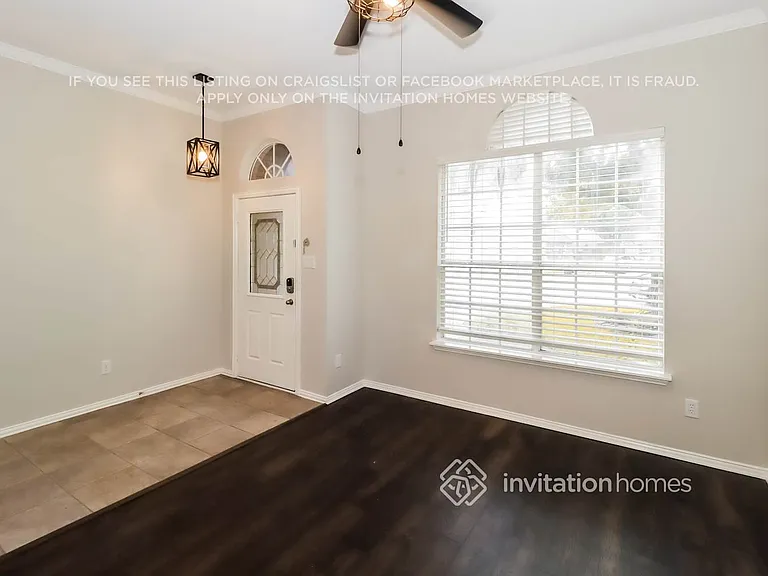 11 Mary Lou Ct — Photo 2