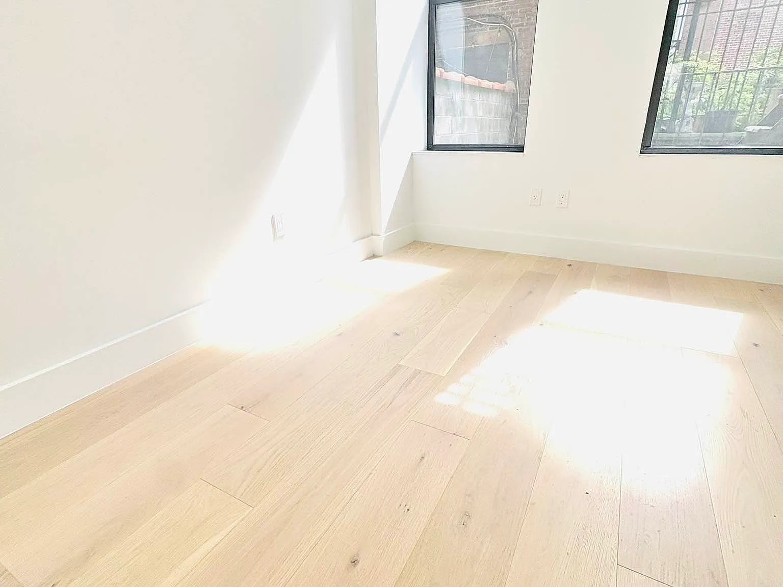 644 Tenth Avenue — Photo 4