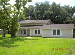 1905 Miller Dr, Bridge City, TX 77611