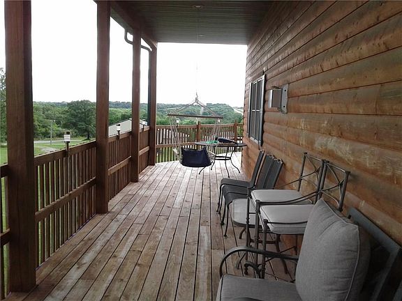 3rd image of 1613 Newbold Dr