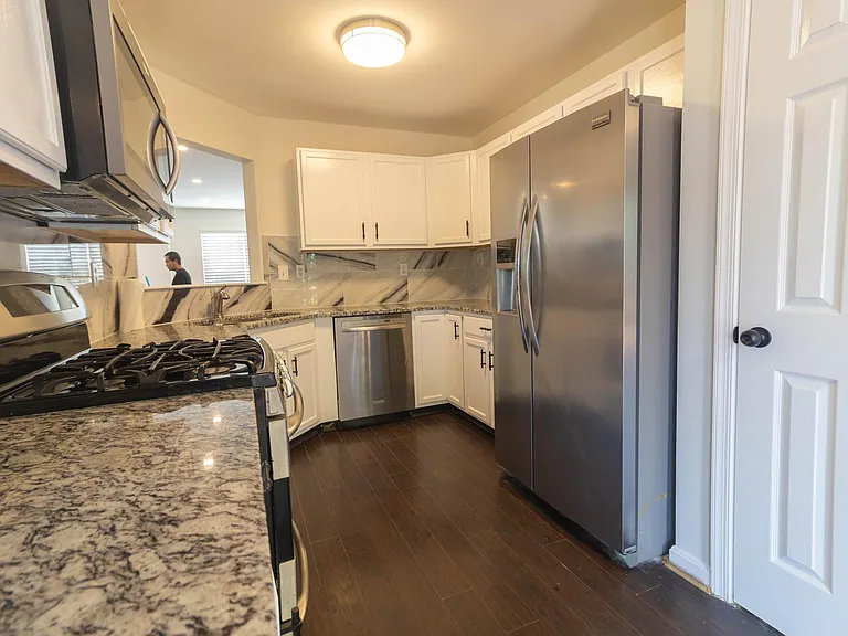 11525 Leland Pl — Photo 27