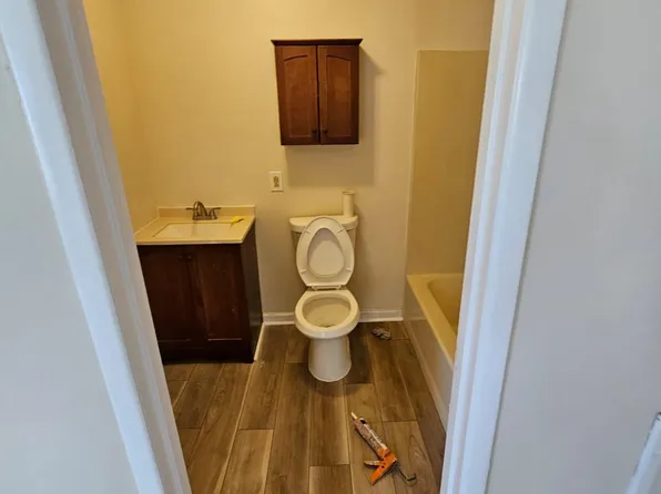 115 Philadelphia Ave APT 2, Egg Harbor City, NJ 08215
