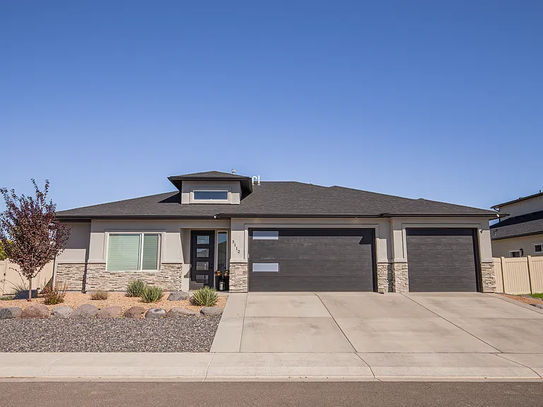 3112 Afton Ct — Photo 1