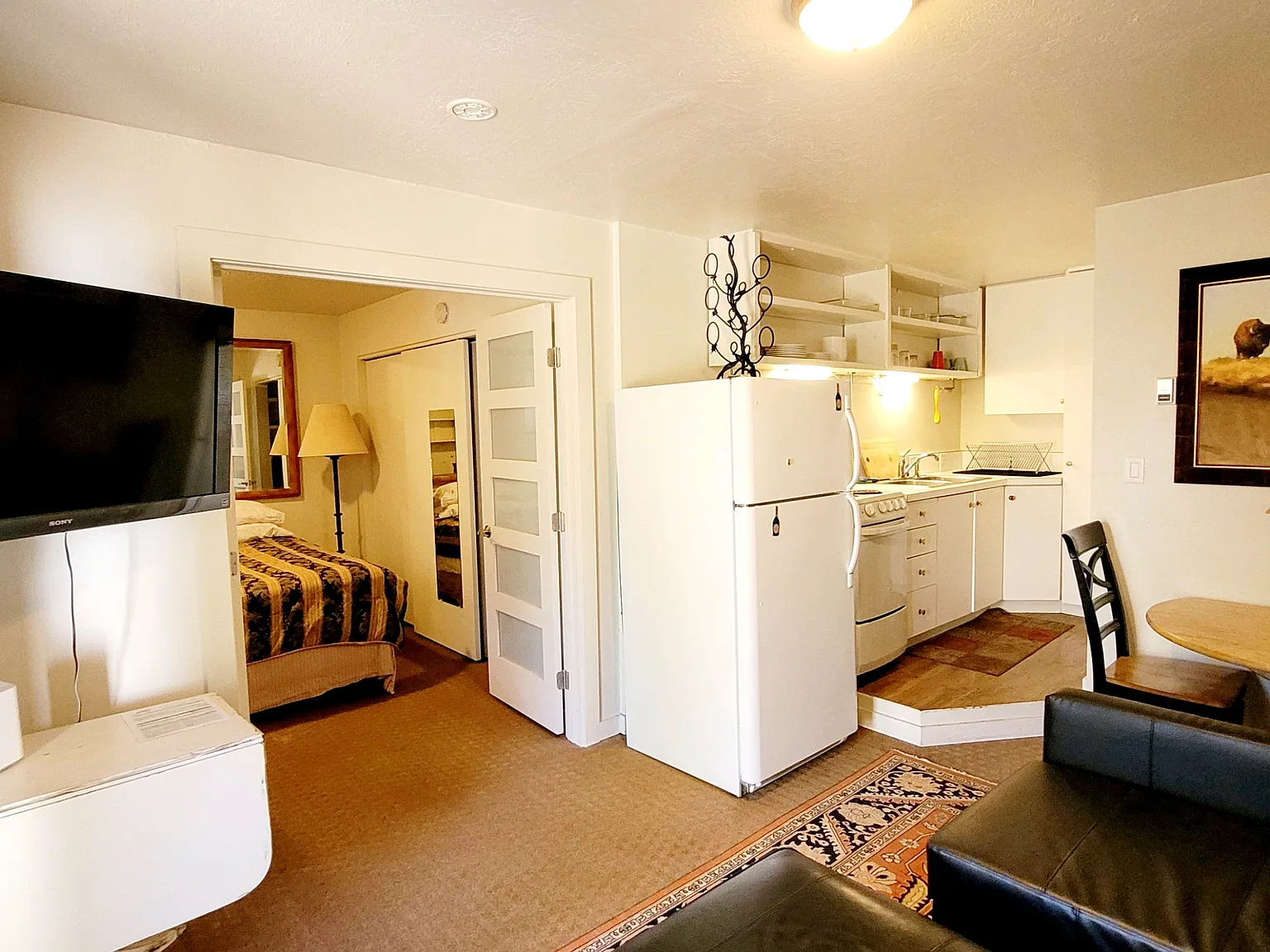 1 bed, 400 sqft, $3,000 — Photo 2