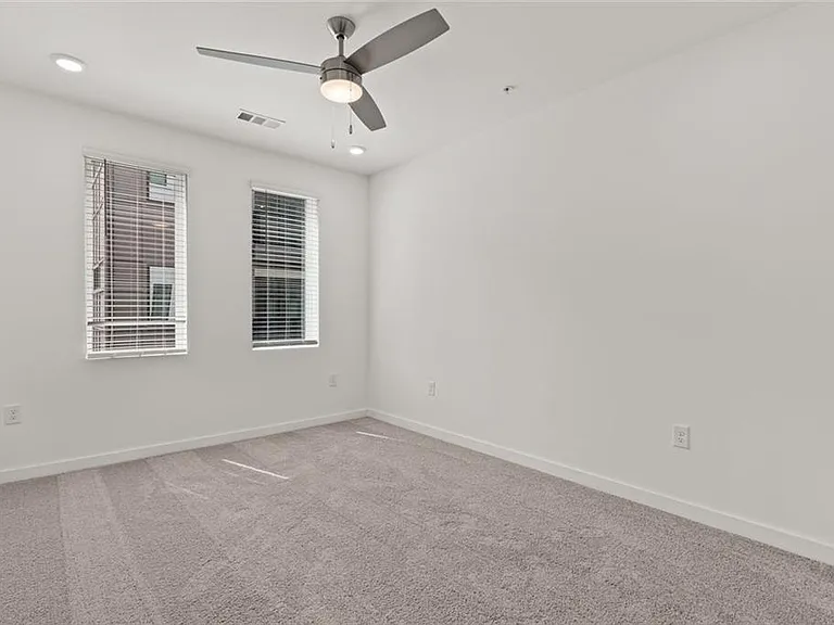 383 Grant Cir #1612 — Photo 21