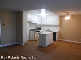 1111 Gladys Ave APT 202, Long Beach, CA 90804