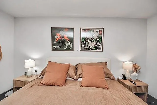 1410 Hyde Park Blvd #203 — Photo 30