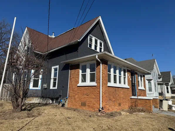 730 E Hurlbut Ave, Belvidere, IL 61008