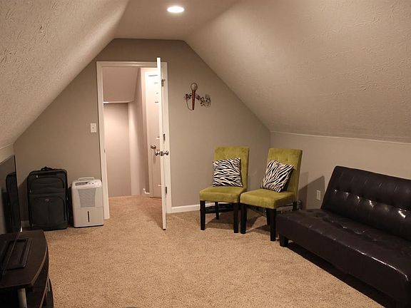 5th image of 532 Sweet Birch Ct