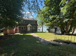 709 E H St, Iron Mountain, MI 49801