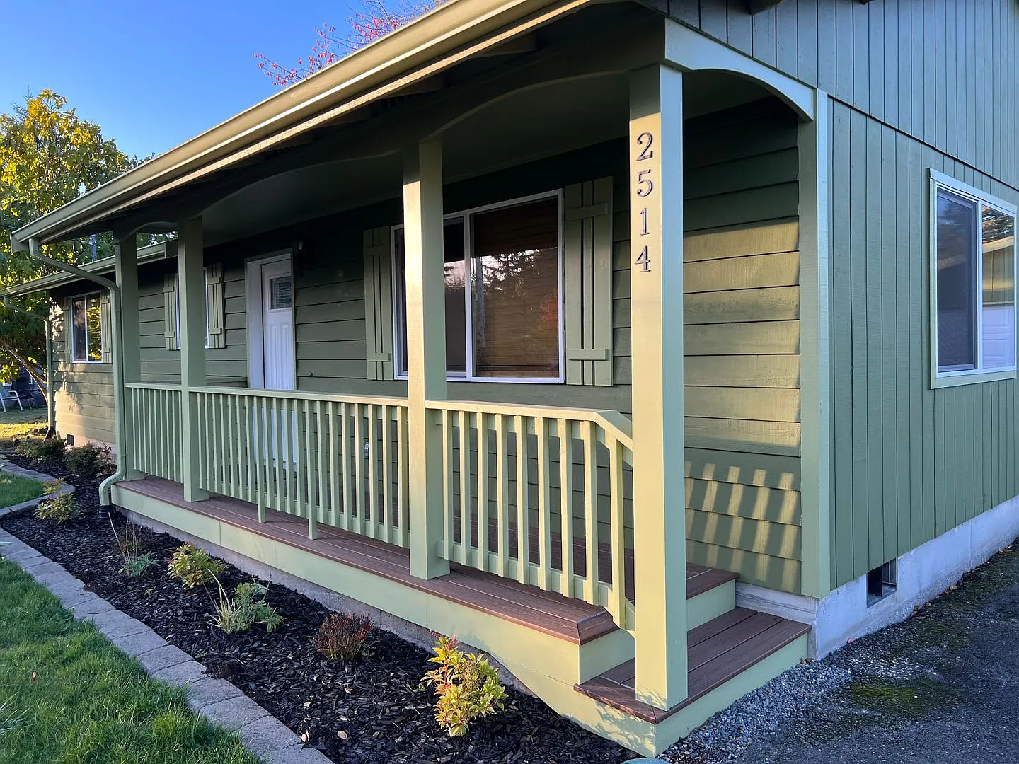 Move in ready home, with lake access — Photo 4