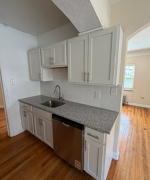 Adriana Kitchen