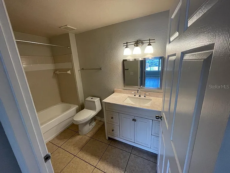 5959 Westgate Dr #1526 — Photo 27