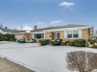 828 Kentucky St, Racine, WI 53405