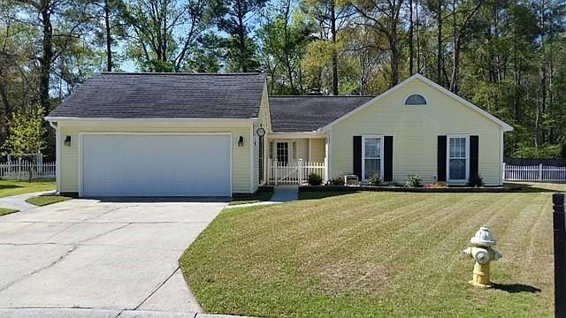 1st image of 125 Orchard Ct