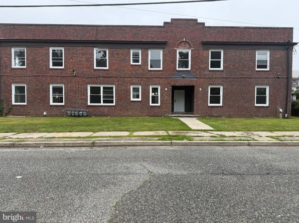 6 S 4th St APT 4