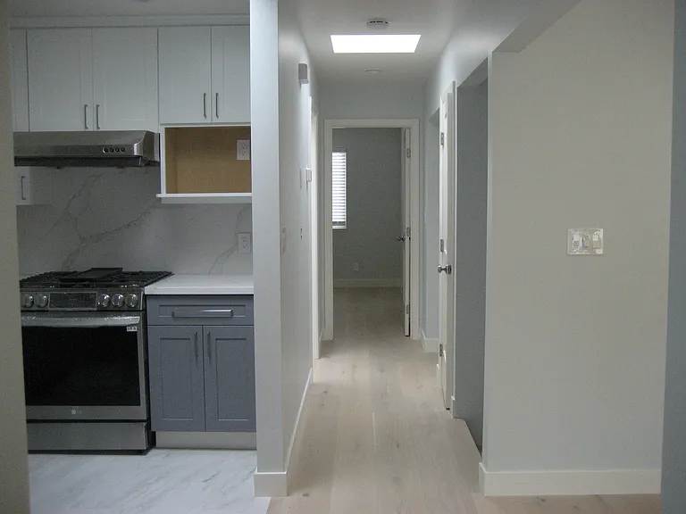936 Hillside Blvd — Photo 7