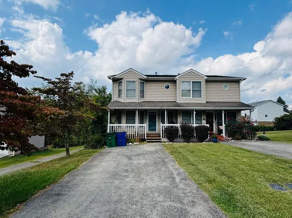535 Kamran Dr, Christiansburg, VA 24073