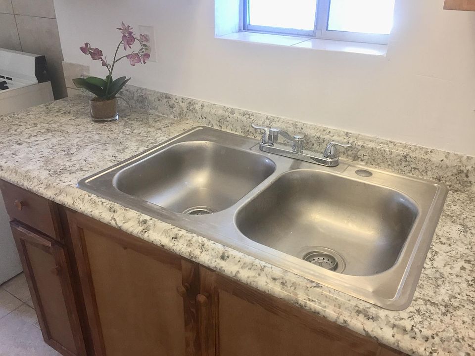 1st image of 7542 University Ave #1