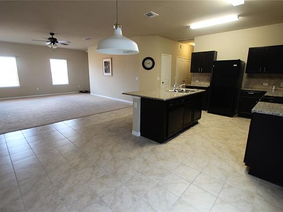 2nd image of 503 Brashear Ln